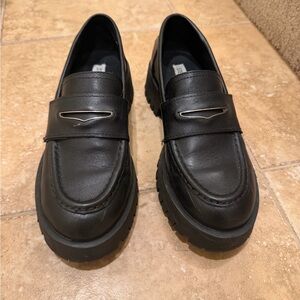 Steve Madden Black Leather Loafers